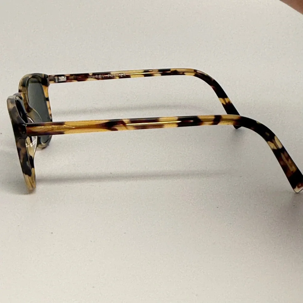 Warby Parker Downing Sunglasses Whiskey Tortoise Round Frames 48-21-140 M-242